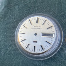 Bulova accuquartz singer d'occasion  Expédié en Belgium