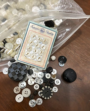 Pounds mixed buttons for sale  Milford