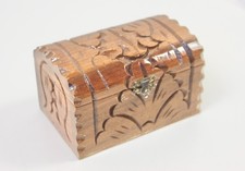 1980s hand carved for sale  SOUTHEND-ON-SEA