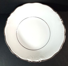 Usado, Tigela de servir Walbrzych porcelana branca acabamento platina vintage Polônia 9" X 2,5" comprar usado  Enviando para Brazil