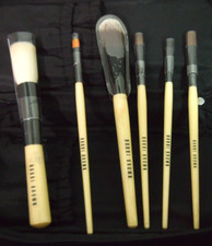 Kit de 6 escovas de maquiagem Bobbi Brown com estojo: sombra/forro para os olhos, sobrancelha, mistura e muito mais, usado comprar usado  Enviando para Brazil