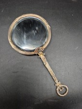 Espelho de mão antigo francês 950 prata maciça marcado Minerva peso bruto 111g comprar usado Espelho de mão antigo francês 950 prata maciça marcado Minerva peso bruto 111g comprar usado  Enviando para Brazil