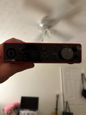 Interface de áudio Focusrite Scarlett 2i2 2x2 - 3ª geração comprar usado  Enviando para Brazil