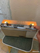Radio transistor vintage d'occasion  Estrées-Saint-Denis