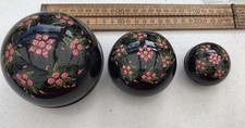 Three vintage nesting for sale  LEIGHTON BUZZARD