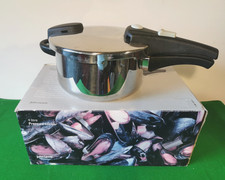 Panela de pressão John Lewis aço inoxidável 4 litros com 2 acessórios (8130921) comprar usado  Enviando para Brazil