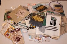 Suministros de punto de cruz, ENORME lote de kits, tela Aida, insertos para tarjetas, marcos y más. segunda mano  Embacar hacia Mexico