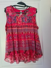 Tunique desigual rouge d'occasion  Elne