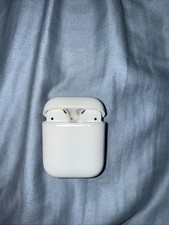 Fones de ouvido Bluetooth Apple AirPods 2ª geração, branco comprar usado Fones de ouvido Bluetooth Apple AirPods 2ª geração, branco comprar usado  Enviando para Brazil