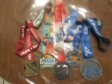 MEDALLAS MARATÓN SET DE 5 MEDALLAS DIFERENTES USADAS segunda mano  Embacar hacia Argentina