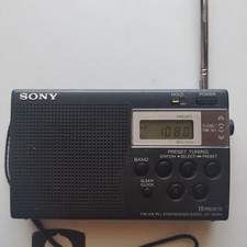 Usado, Rádio portátil Sony ICF-M260 FM AM ajuste digital 15 predefinições preto testado LEIA comprar usado  Enviando para Brazil