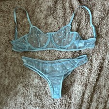 Shein baby blue d'occasion  Expédié en Belgium
