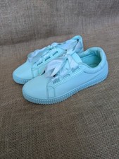 Cute turquoise women for sale  ST. LEONARDS-ON-SEA