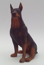 Sitting doberman pinscher d'occasion  Expédié en Belgium