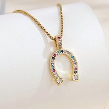 Pingente em forma de sapato de cavalo com várias pedras simulado corte redondo folheado a ouro amarelo 14K comprar usado  Enviando para Brazil