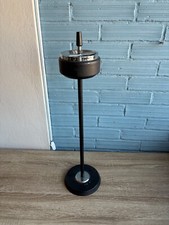 Cinzeiro de chão vintage era espacial design estilo original meados do século mesa de metal, usado comprar usado  Enviando para Brazil