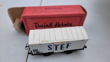 Hornby zero wagon d'occasion  Saint-Médard-en-Jalles
