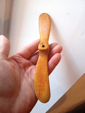 Wooden propeller for d'occasion  Expédié en Belgium