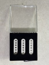 Conjunto de captadores Fender Stratocaster - Não testado comprar usado  Enviando para Brazil