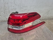 Feu arriere principal d'occasion Feu arriere principal d'occasion  Sainte-Livrade-sur-Lot