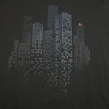 Camiseta Masculina ARAMIS NIGHT SKYSCRAPER CITY LANDSCAPE M Azul Marinho  comprar usado Camiseta Masculina ARAMIS NIGHT SKYSCRAPER CITY LANDSCAPE M Azul Marinho  comprar usado  Enviando para Brazil