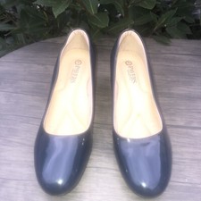 Pavers piccadilly women for sale  BRISTOL
