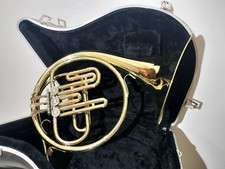 Holton French Horn com estojo de transporte - H650 - #2 comprar usado  Enviando para Brazil