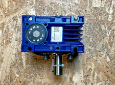 Motor elétrico redutor de sem-fim MOTOVARIO NMRV 050 velocidade i:30,00 comprar usado  Enviando para Brazil