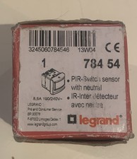 Interrupteur automatique 78454 d'occasion Interrupteur automatique 78454 d'occasion  La Seyne-sur-Mer