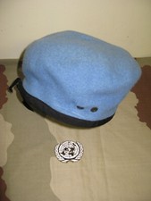 Lot beret bleu d'occasion  Niort