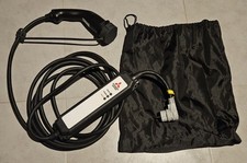 Chargeur véhicule électrique d'occasion  Aureille