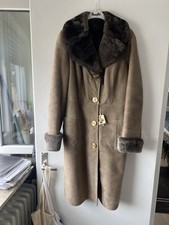 Traumhafter lamm fell gebraucht kaufen Traumhafter lamm fell gebraucht kaufen  Steinenbronn