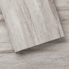 Lucida new winter for sale  Concord
