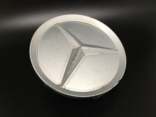 Mercedes 75mm borchia usato  Aosta
