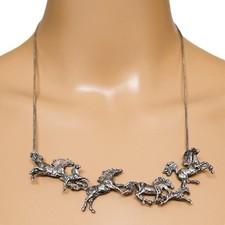 Colar vintage de prata esterlina com cavalos esculturais assinado à mão © Dobbs 87 37g comprar usado  Enviando para Brazil