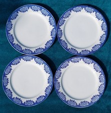 Lot assiettes plates d'occasion  Liffol-le-Grand