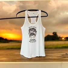 Camiseta regata Weekend Forecast agricultura sem chance limpeza ou culinária tamanho G branca comprar usado  Enviando para Brazil