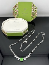 Coleção de aniversário Bomb Party agosto 2024 o que você vai revelar? Caixa branca verde, usado comprar usado Coleção de aniversário Bomb Party agosto 2024 o que você vai revelar? Caixa branca verde, usado comprar usado  Enviando para Brazil