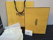 Authentic fendi yellow usato  Roma