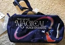 Bolsa de cinto nova com etiquetas Disney Parks Most Magical Place Sorcerer Mickey Fanny Pack 2025 comprar usado  Enviando para Brazil