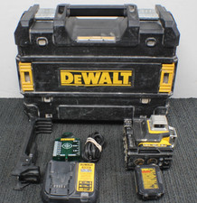 DEWALT DW089LG - 12V - 3 -Feixe verde - Nível de laser autonivelante - Com acessórios comprar usado  Enviando para Brazil