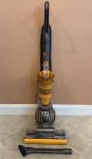 Dyson multifloor vacuum d'occasion  Expédié en Belgium
