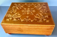 Coffret ancien boite d'occasion  Puy-l'Évêque