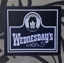 Ímã flexível Wendy's Wednesday Addams PROMO 2025 DOR é minha receita... comprar usado  Enviando para Brazil