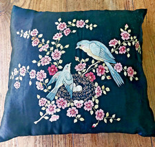 Ancienne broderie asiatique d'occasion  Cusset