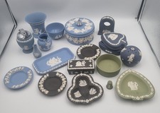 Wedgwood pieces mixed for sale  HEREFORD