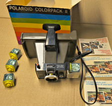 Câmera terrestre Polaroid Colorpack II vintage marrom escuro com caixa e cubos de flash comprar usado  Enviando para Brazil