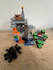 Lego minecraft 21113 for sale  LEATHERHEAD