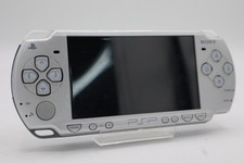 Używany, Sony PlayStation Portable Slim & Lite Silver 8GB Używany PSP-2004 / Dealer na sprzedaż  Wysyłka do Poland