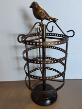 Tiers metal rotating for sale Tiers metal rotating for sale  Columbiana